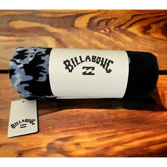 Billabong Palmer Swim Surf Beach Towel 63x31.5 Tropical Pattern Fast Shipping - Picture 9 of 12